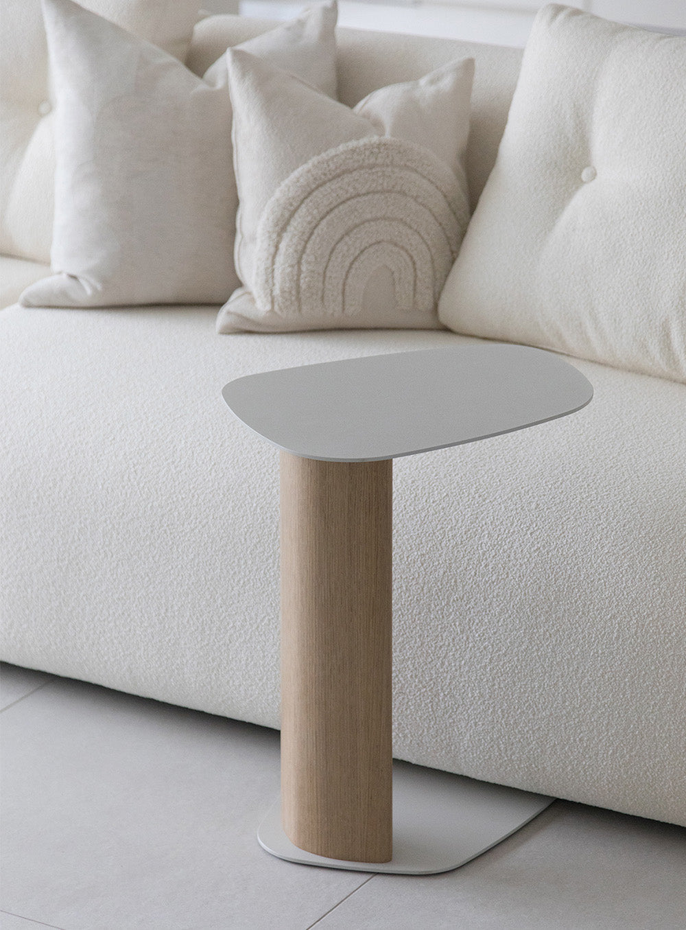 BOULDER SIDE TABLE