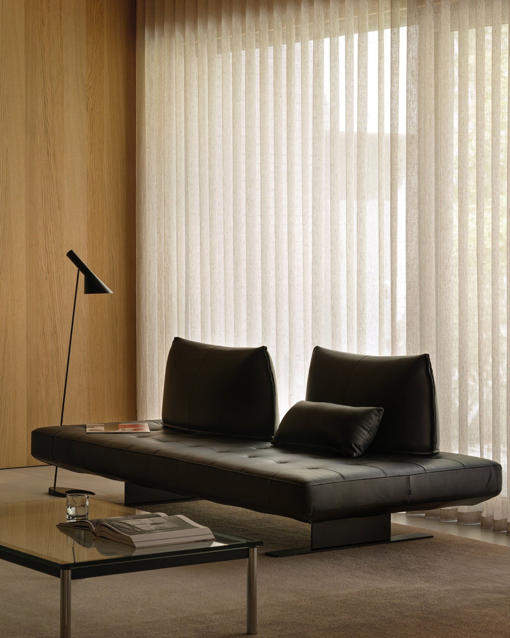 ALTER SWING SOFA | Leather