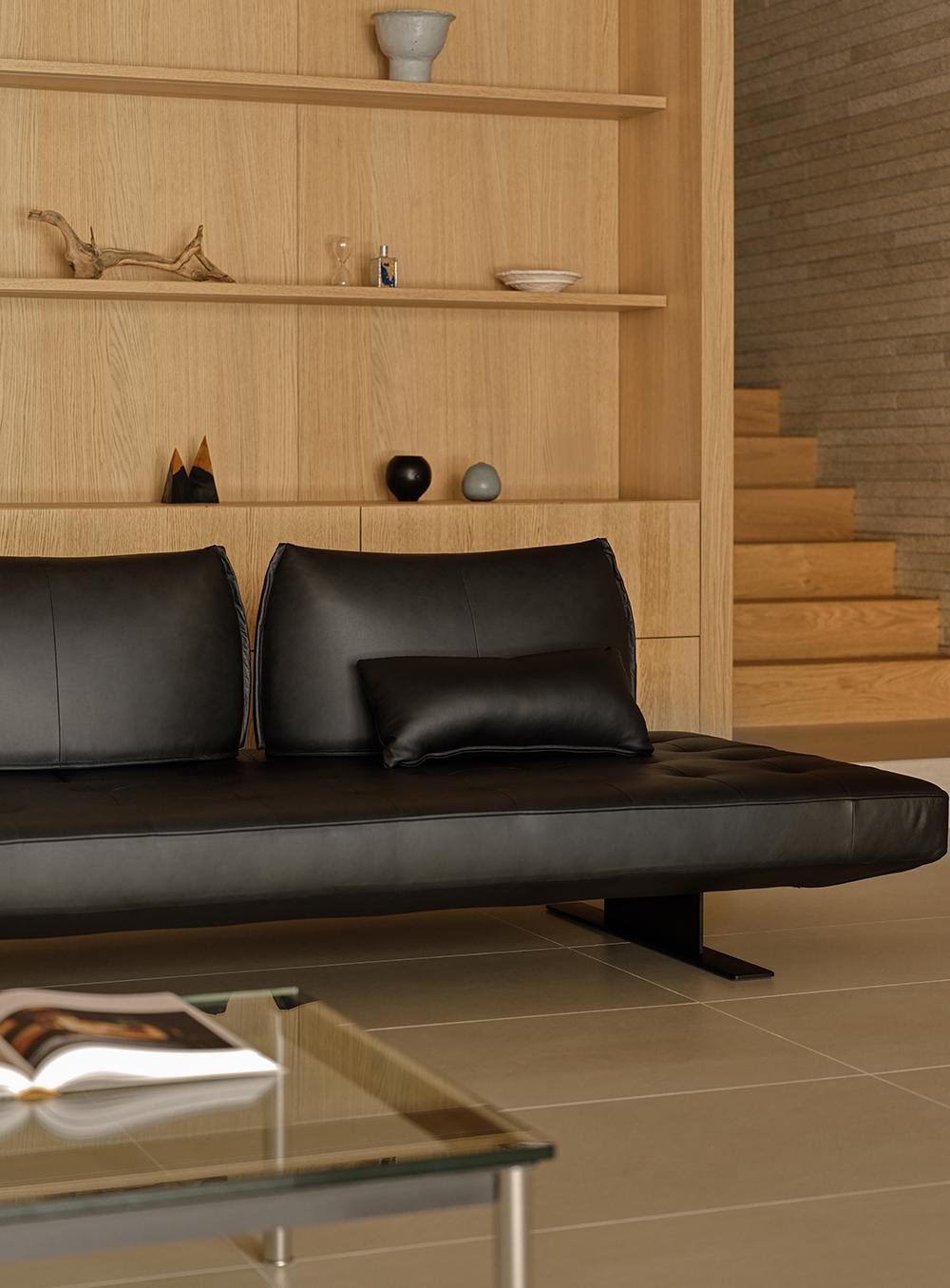 ALTER SWING SOFA | Leather