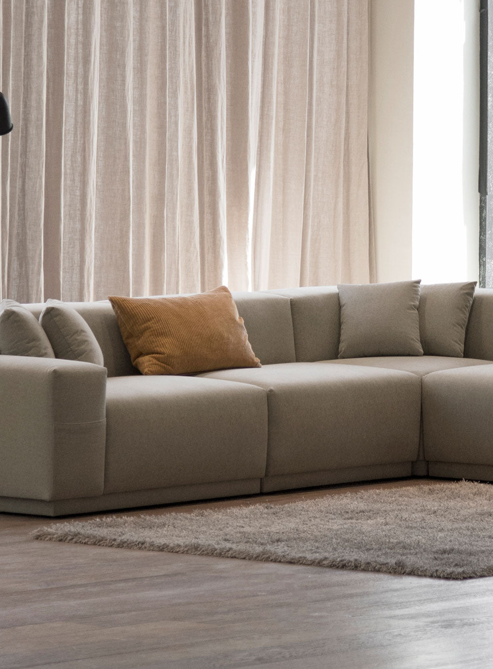 M5 SOFA