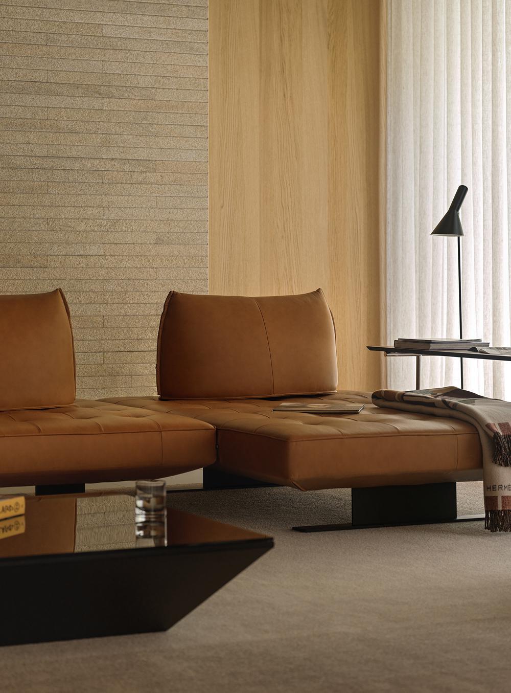 ALTER SWING SOFA | Leather