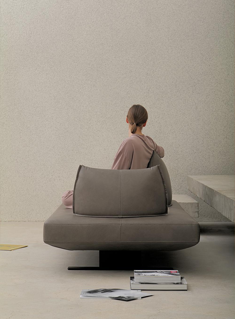 ALTER SOFA| LEATHER